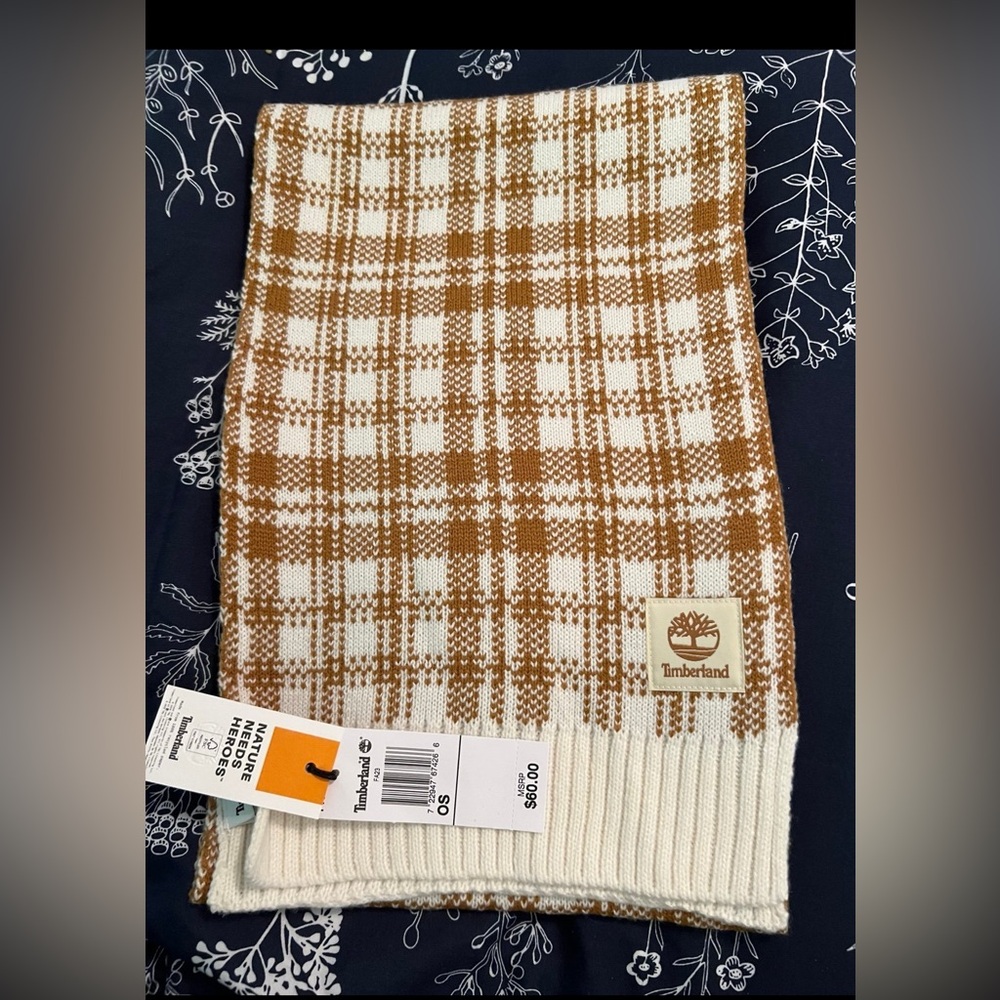 Timberland buffalo check scarf.  NWT!